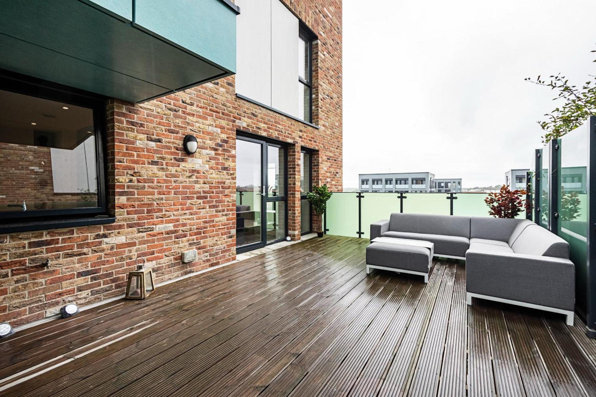 Apartmán Chiswick Park 3 Bed 3 Bath West London - Parking Exteriér fotografie
