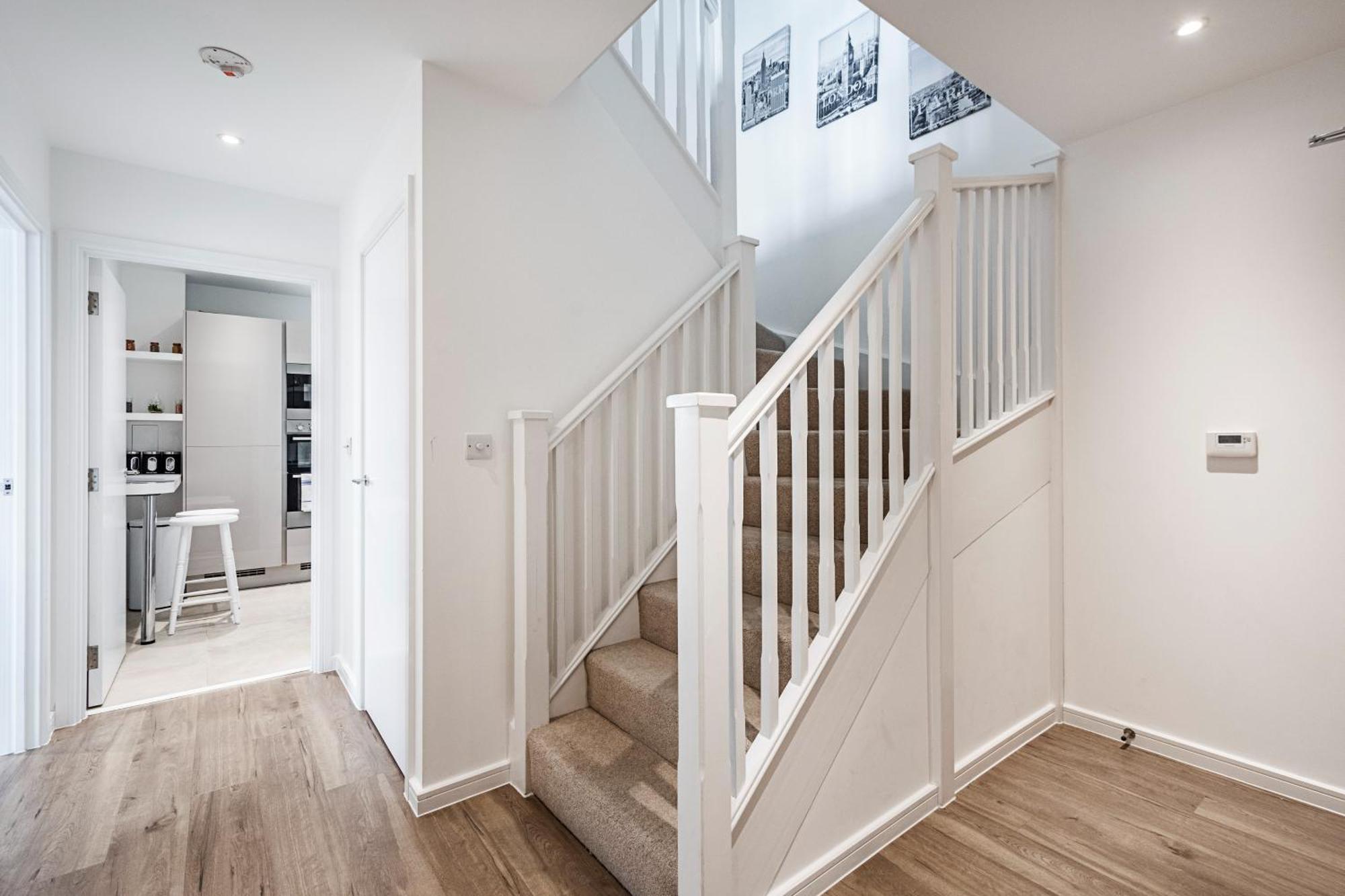 Apartmán Chiswick Park 3 Bed 3 Bath West London - Parking Exteriér fotografie