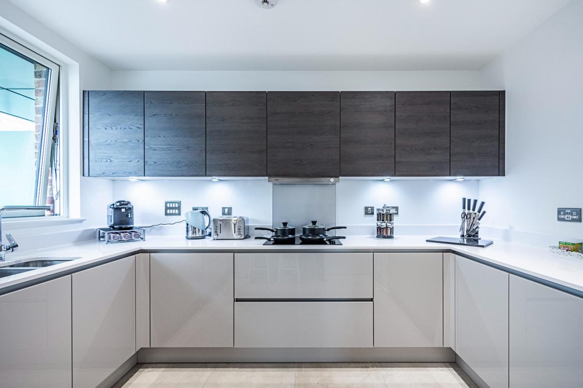 Apartmán Chiswick Park 3 Bed 3 Bath West London - Parking Exteriér fotografie