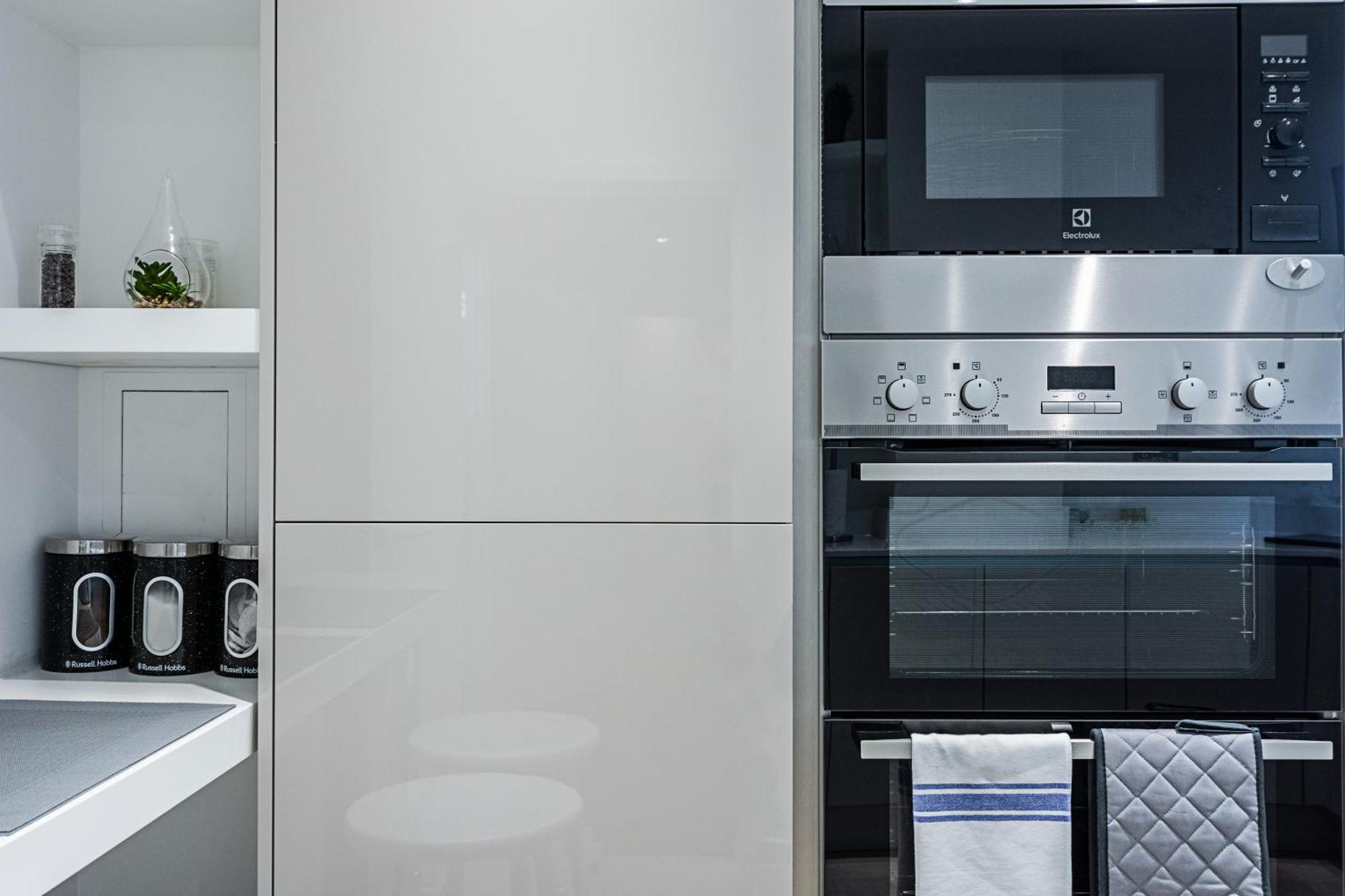 Apartmán Chiswick Park 3 Bed 3 Bath West London - Parking Exteriér fotografie